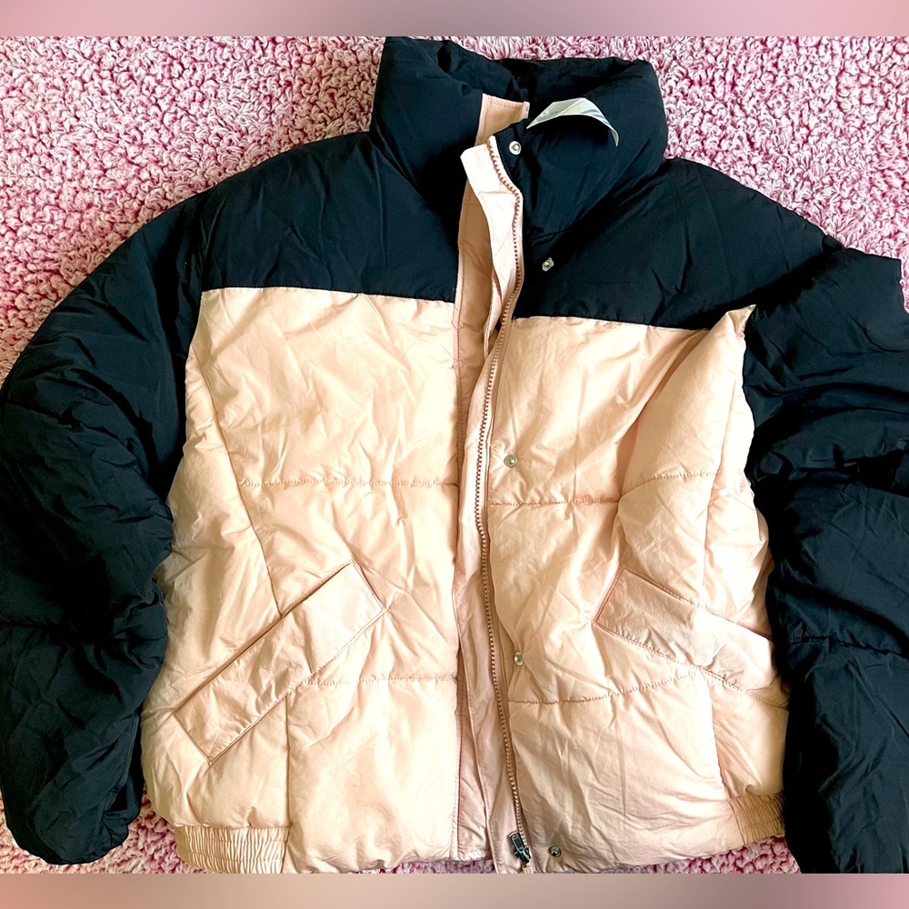 Divided by H&M Medium Women’s Padded Jacket for winter